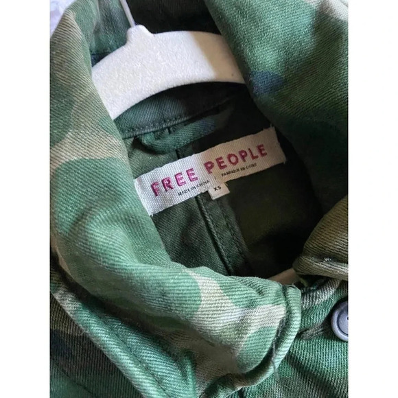 Free People Seize The Day Jacket Women’s XS Camo - Picture 8 of 11